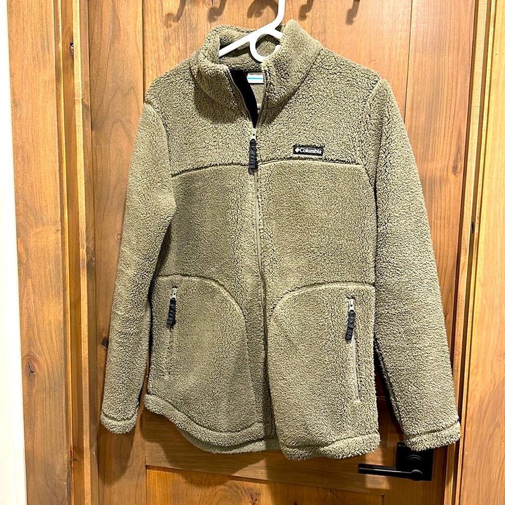 Women’s Columbia Fleece Jacket - Size Medium